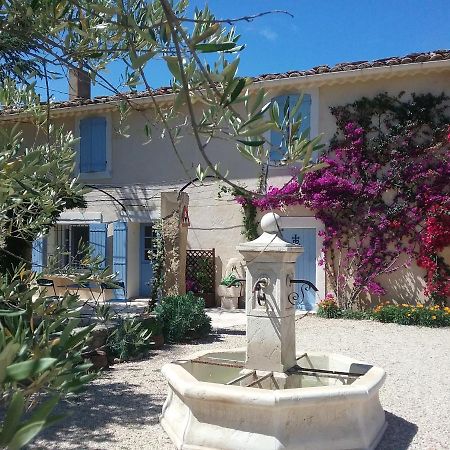 Mas Des Bougainvillees Sernhac Kültér fotó